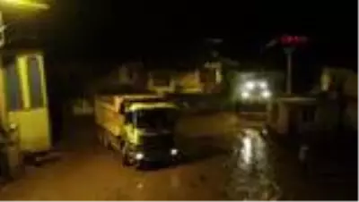 Bursa Dudaklı köyü sakinleri geceyi komşu köylerde geçiriyor Bursa Dudaklı köyü sakinleri geceyi komşu köylerde geçiriyor