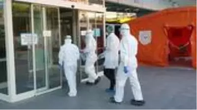 Karabük'te son 48 saatte pozitif vakada rekor artış yaşandı Karabük'te son 48 saatte pozitif vakada rekor artış yaşandı