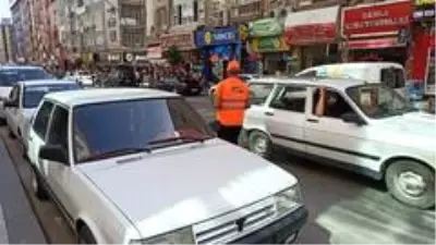 Malatya'da parkmetre uygulaması yeniden başladı Malatya'da parkmetre uygulaması yeniden başladı