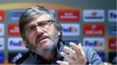 Ankaragücü teknik direktör Mustafa Reşit Akçay ile yollarını ayırdı Ankaragücü teknik direktör Mustafa Reşit Akçay ile yollarını ayırdı