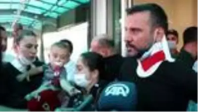 Alişan, ailesi ile sağlık kontrolünün ardından hastaneden ayrıldı Alişan, ailesi ile sağlık kontrolünün ardından hastaneden ayrıldı