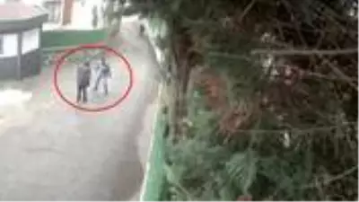 Kayınpederin damadını öldürdüğü anlar kamerada! Kayınpederin damadını öldürdüğü anlar kamerada!