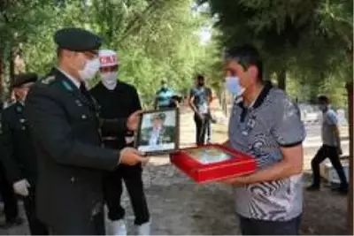 Kıbrıs gazisi son yolculuğuna uğurlandı Kıbrıs gazisi son yolculuğuna uğurlandı
