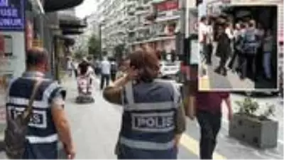 'Maske takın' diye uyaran polise bıçaklı saldırı 'Maske takın' diye uyaran polise bıçaklı saldırı