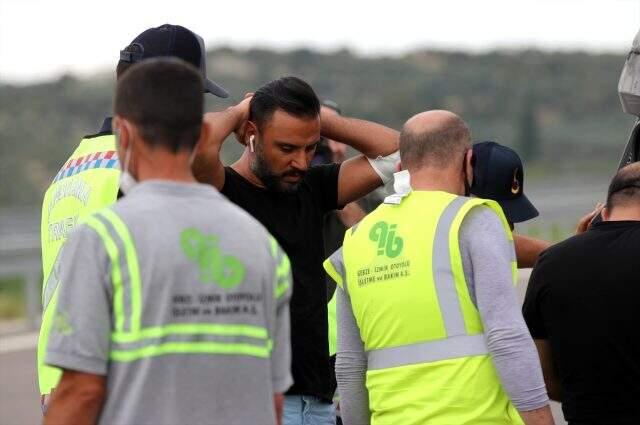 Şarkıcı Alişan, ailece ölümden döndükleri kazanın nedenini anlattı: Aracın aksı kopmuş