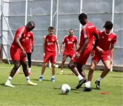Sivasspor'da Kayseri maçı hazırlıkları başladı Sivasspor'da Kayseri maçı hazırlıkları başladı