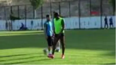 SPOR Denizlispor'da Bülent Uygun'dan eleştiri SPOR Denizlispor'da Bülent Uygun'dan eleştiri