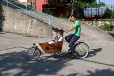 Kendi tasarlayıp ürettiği bisikletlere talep yağıyor
