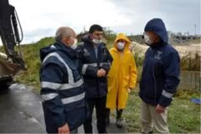 Tekirdağ'da selin vurduğu ilçelerde tahliye çalışması Tekirdağ'da selin vurduğu ilçelerde tahliye çalışması
