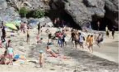 Alanyalı turizmci, ağustosta hareketliliğin artmasını bekliyor