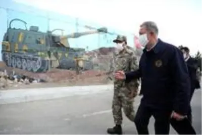 Bakan Akar ve komutanlardan yoğun mesai Bakan Akar ve komutanlardan yoğun mesai