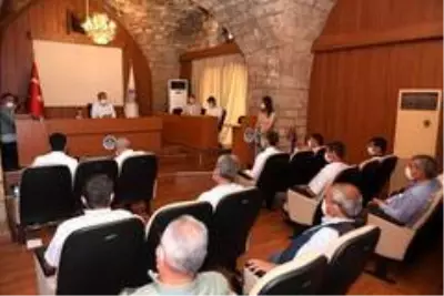 Başkan Seçer, Tarsuslu muhtarlarla buluştu Başkan Seçer, Tarsuslu muhtarlarla buluştu