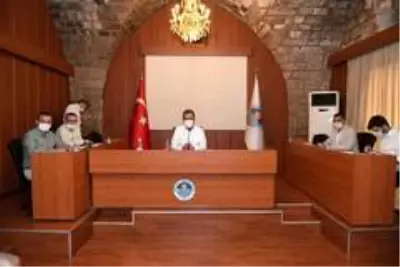 Başkan Seçer, Tarsuslu muhtarlarla buluştu Başkan Seçer, Tarsuslu muhtarlarla buluştu