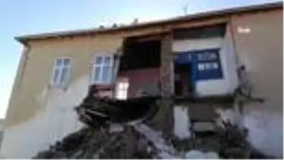 Başkan Tanış deprem bölgesinde