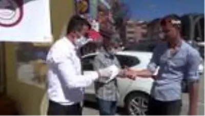 Bayburt Valiliğinden vatandaşlara ücretsiz maske Bayburt Valiliğinden vatandaşlara ücretsiz maske