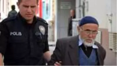 Cami tuvaletinde kız çocuğunu taciz eden 65'lik simitçi, 'Cezaevinde benimle alay ediyorlar' diyerek tahliyesini istedi