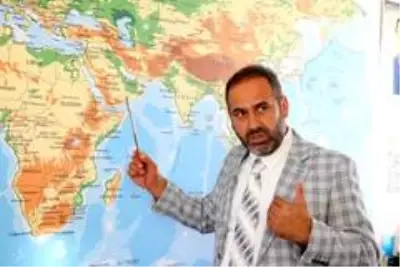 Doç. Dr. Şeyhanlıoğlu Orta Doğu'daki gelişmeleri değerlendirdi Doç. Dr. Şeyhanlıoğlu Orta Doğu'daki gelişmeleri değerlendirdi