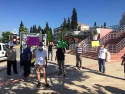 Emeklilerin maaşlarının iyileştirilmesini istediler
