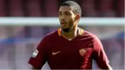 Fenerbahçe, Roma'nın stoperi Juan Jesus'u transfer etmek istiyor Fenerbahçe, Roma'nın stoperi Juan Jesus'u transfer etmek istiyor