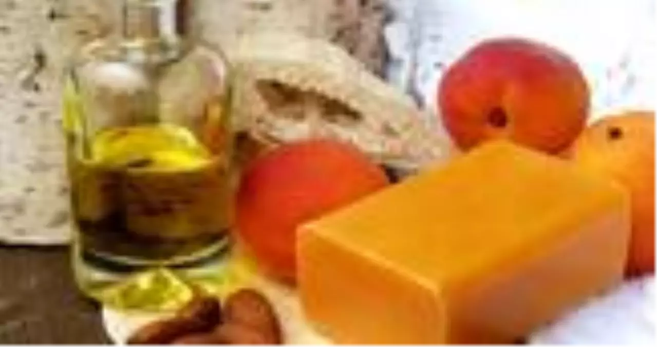 Kayısı yağı faydaları nelerdir? Kayısı yağı cilt için nasıl kullanılır? Kayısı yağının cilde faydası nelerdir?