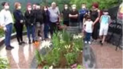 Son dakika haber! Kazım Koyuncu ölümünün 15. yılında mezarı başında anıldı Son dakika haber! Kazım Koyuncu ölümünün 15. yılında mezarı başında anıldı
