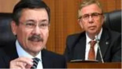 Melih Gökçek: Masur Yavaş hakkında 8 suç duyurusunda bulunacağım Melih Gökçek: Masur Yavaş hakkında 8 suç duyurusunda bulunacağım