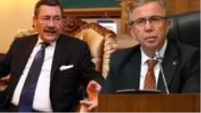 Melih Gökçek: Masur Yavaş hakkında 8 suç duyurusunda bulunacağım Melih Gökçek: Masur Yavaş hakkında 8 suç duyurusunda bulunacağım