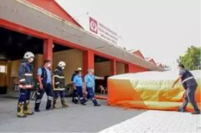 Mersin itfaiyesi, hayat kurtarmaya devam ediyor Mersin itfaiyesi, hayat kurtarmaya devam ediyor
