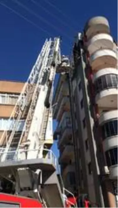 Mersin itfaiyesi, hayat kurtarmaya devam ediyor Mersin itfaiyesi, hayat kurtarmaya devam ediyor