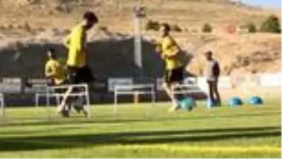 Yeni Malatyaspor'da Fenerbahçe mesaisi sürüyor Yeni Malatyaspor'da Fenerbahçe mesaisi sürüyor