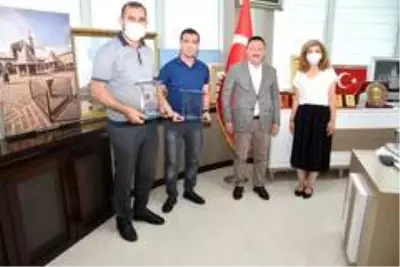 Son dakika... Başkan Beyoğlu'ndan başarılı personellere teşekkür plaketi