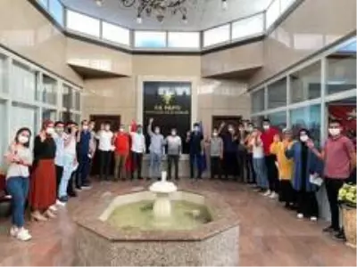 Başkan Erdem'den oturma yerine hizmet vurgusu