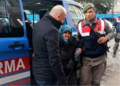 Bolu'da, 4 kişinin öldüğü kavgada 5 sanığa 4'er kez müebbet hapis istendi Bolu'da, 4 kişinin öldüğü kavgada 5 sanığa 4'er kez müebbet hapis istendi
