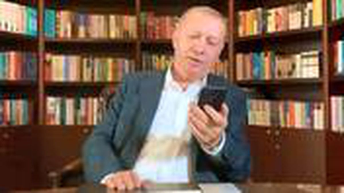 Cumhurbaşkanı Erdoğan, koyunları telef olan Ali Amca'ya 16 koyun hediye etti