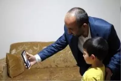Cumhurbaşkanı Yardımcısı Oktay, 7 yaşındaki Burak Mert Baştürk'ü telefonla aradı Cumhurbaşkanı Yardımcısı Oktay, 7 yaşındaki Burak Mert Baştürk'ü telefonla aradı