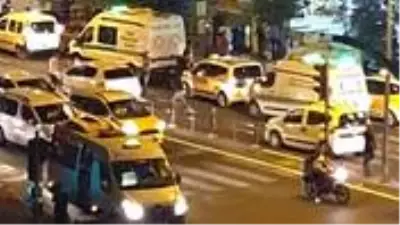 Diyarbakır'da kötü koku gelen evden erkek cesedi çıktı Diyarbakır'da kötü koku gelen evden erkek cesedi çıktı