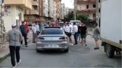 Son Dakika | Hurdaya dönen otomobilden burunları kanamadan çıkıp kaza tartışması yaptılar Son Dakika | Hurdaya dönen otomobilden burunları kanamadan çıkıp kaza tartışması yaptılar