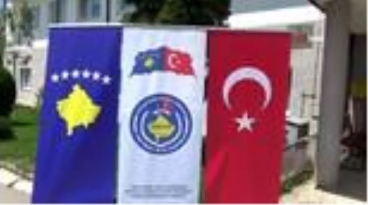 Kosova'da Türk askerinden sağlık alanına destek