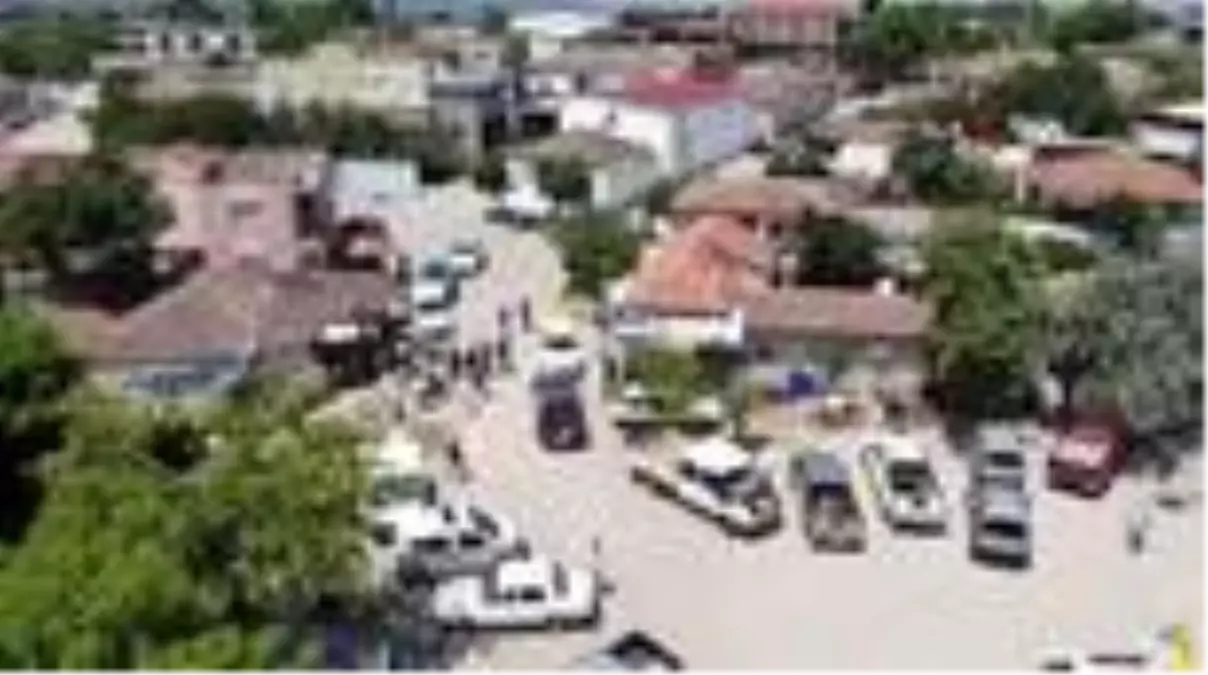 Manisa 5.5'lik depremle sarsıldı