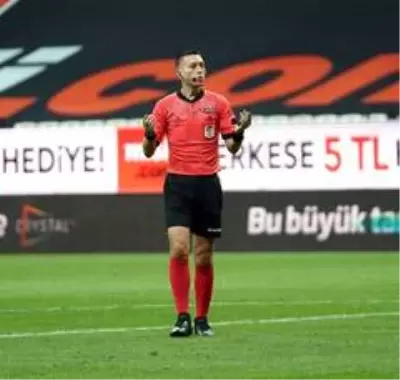 Süper Lig: Beşiktaş: 2 İ.H. Konyaspor: 0 (İlk yarı) Süper Lig: Beşiktaş: 2 İ.H. Konyaspor: 0 (İlk yarı)