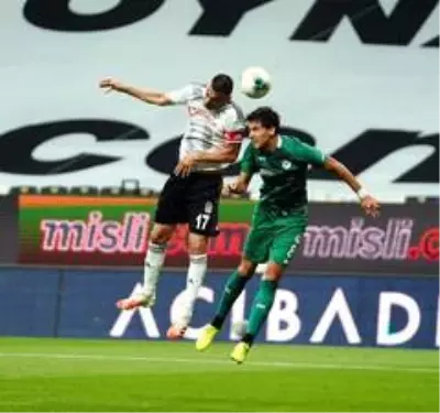 Süper Lig: Beşiktaş: 2 - İ.H. Konyaspor: 0 (İlk yarı) Süper Lig: Beşiktaş: 2 - İ.H. Konyaspor: 0 (İlk yarı)