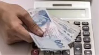 Türk-İş, dört kişilik bir ailenin açlık sınırını 2 bin 431 lira olarak belirledi Türk-İş, dört kişilik bir ailenin açlık sınırını 2 bin 431 lira olarak belirledi