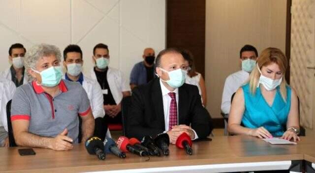 Türkiye'de gerçekleşti: Dünyanın ilk başarılı rahim nakli hastası bebeğini kucağına aldı Türkiye'de gerçekleşti: Dünyanın ilk başarılı rahim nakli hastası bebeğini kucağına aldı
