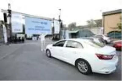 Açık havada arabalı sinema keyfi Açık havada arabalı sinema keyfi