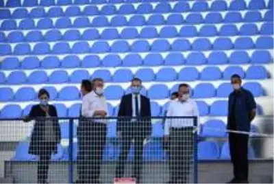 AK Parti heyeti Dumlupınar Stadyumu'nda incelemelerde bulundu