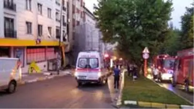 Bahçelievler'de bir binada patlama meydana geldi Bahçelievler'de bir binada patlama meydana geldi