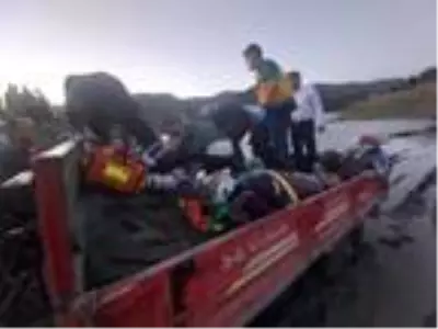 Çorum'da traktör şarampole devrildi: 5 yaralı