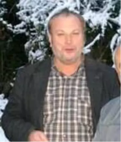 Devrilen traktörün altında kalan sürücü öldü Devrilen traktörün altında kalan sürücü öldü