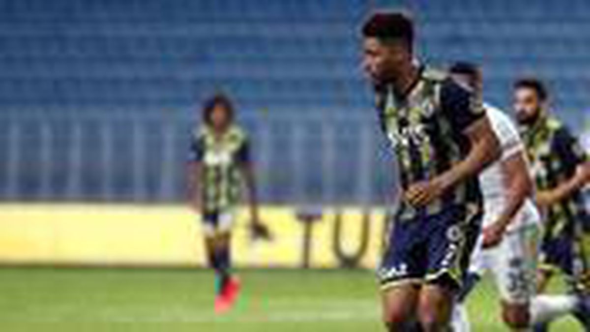 Fenerbahçeli Simon Falette, Malatyaspor maçının kadrosundan çıkarıldı