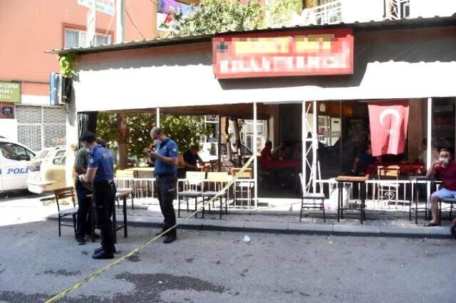 İzmir'de silahlı çatışma: 5 yaralı İzmir'de silahlı çatışma: 5 yaralı